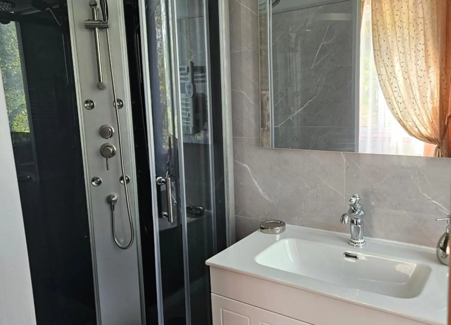 Alojamento de Acomodação e Pequeno-almoço Chambres Hotes Du Pont Lafont Saint-Denis-lès-Martel